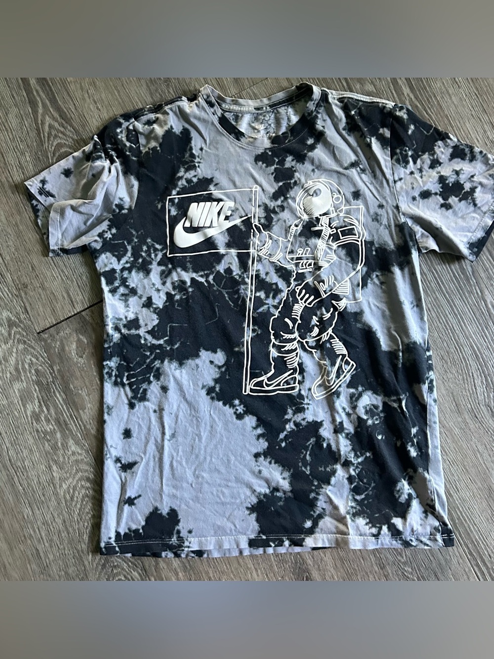 Nike Black & Gray Tie-Dye Astronaut Graphic Short Sleeve Tee